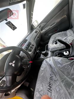 ميتسوبيشي لانسر